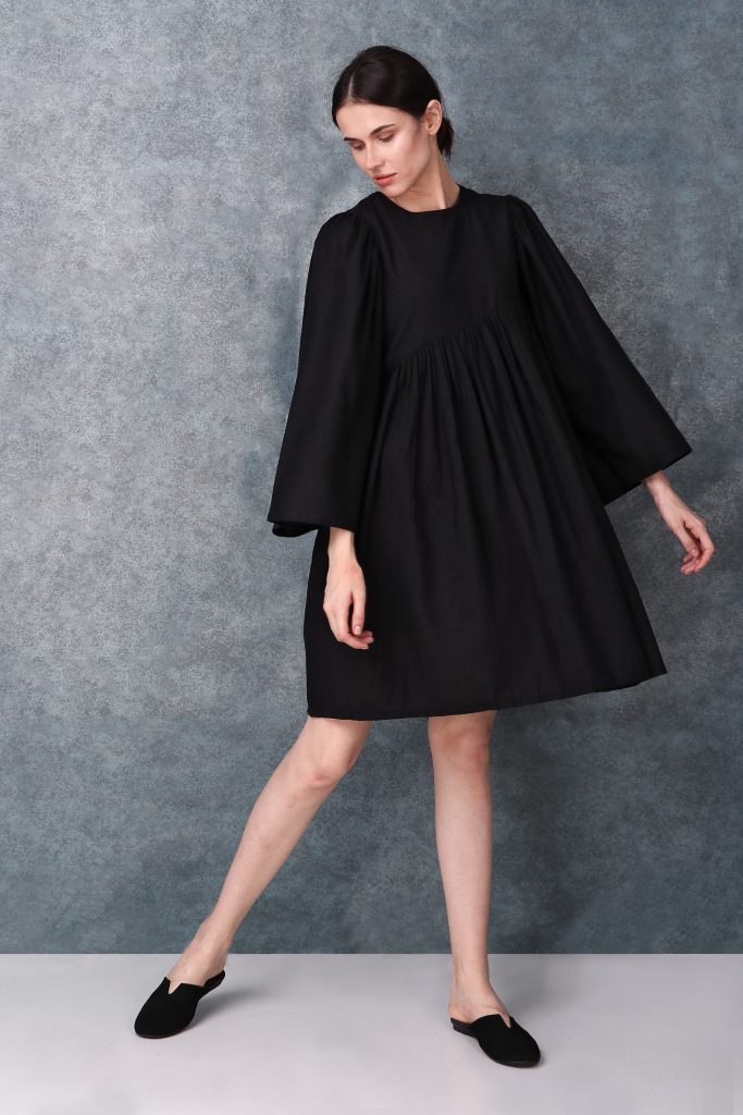 Black Linen Round Neck Dress