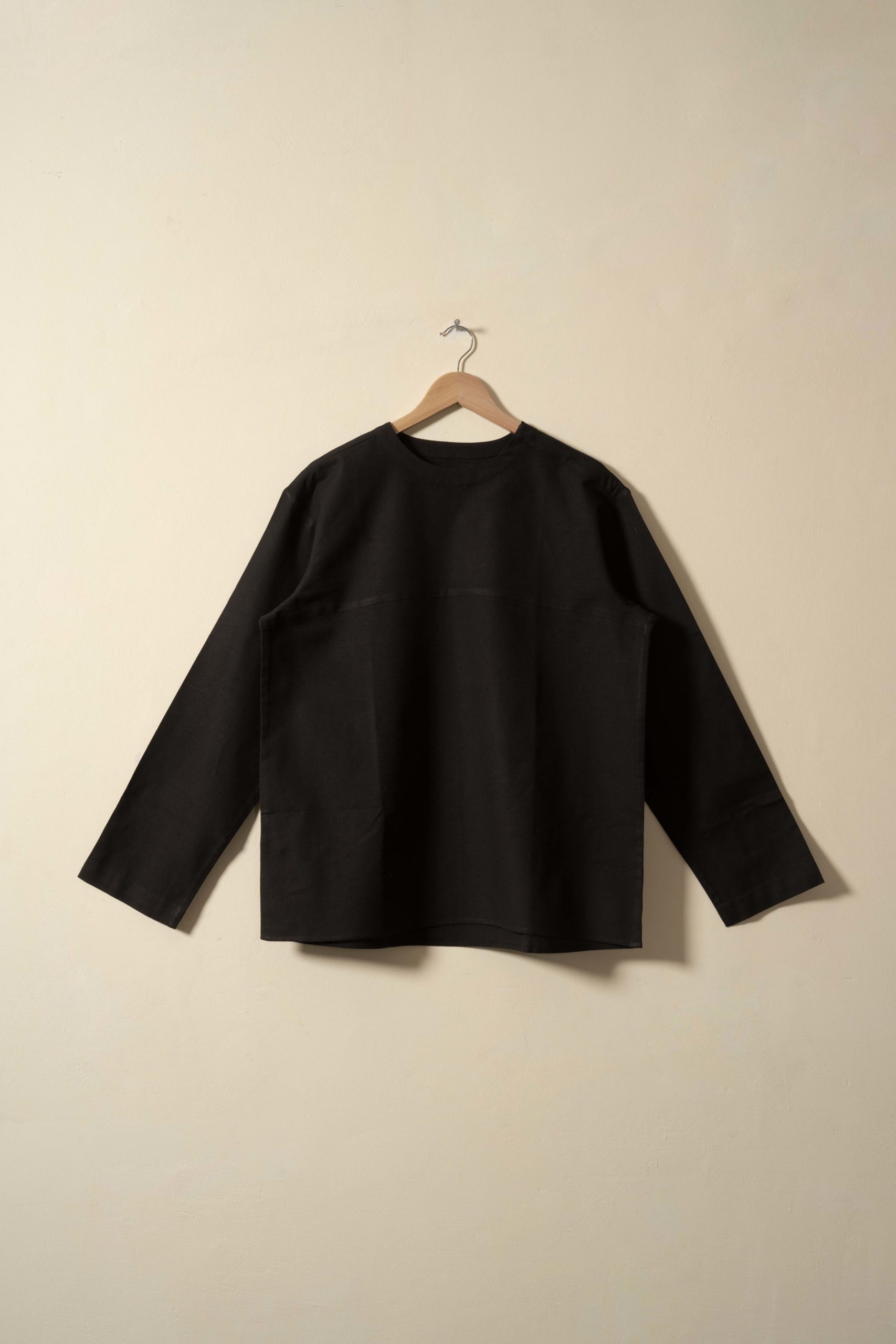 SHORT TOP FULL SLEEVE - Turn Black